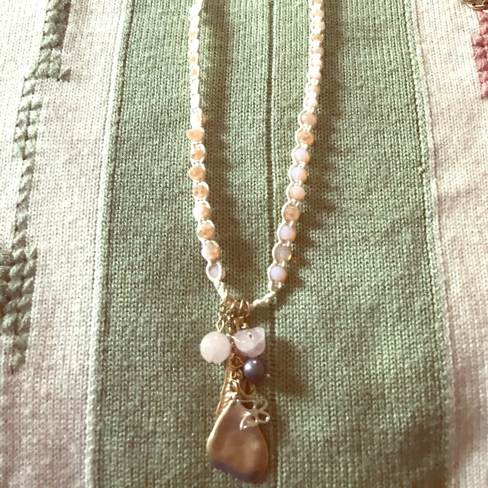 Pink quartz beaded necklace